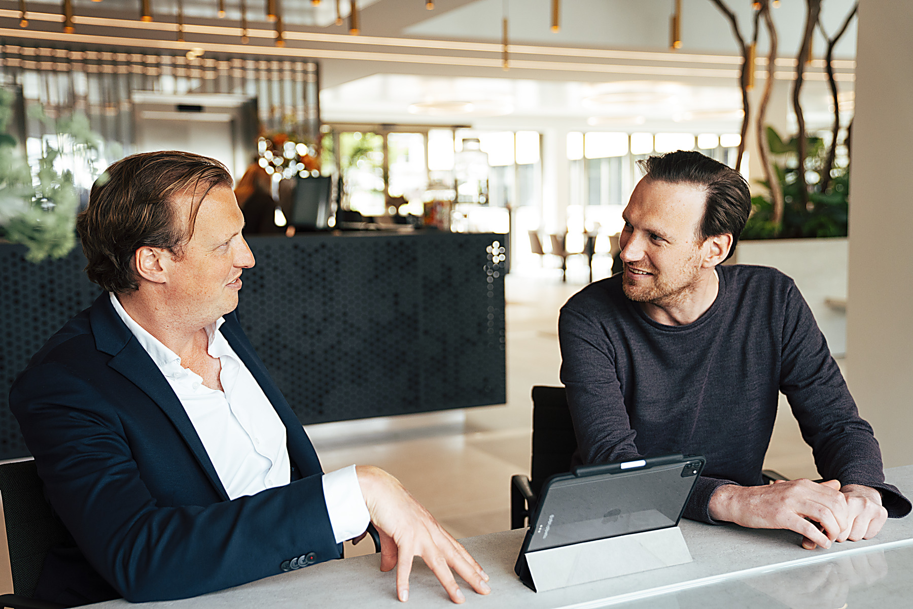 Risers-oprichters in gesprek over social-aanpak
